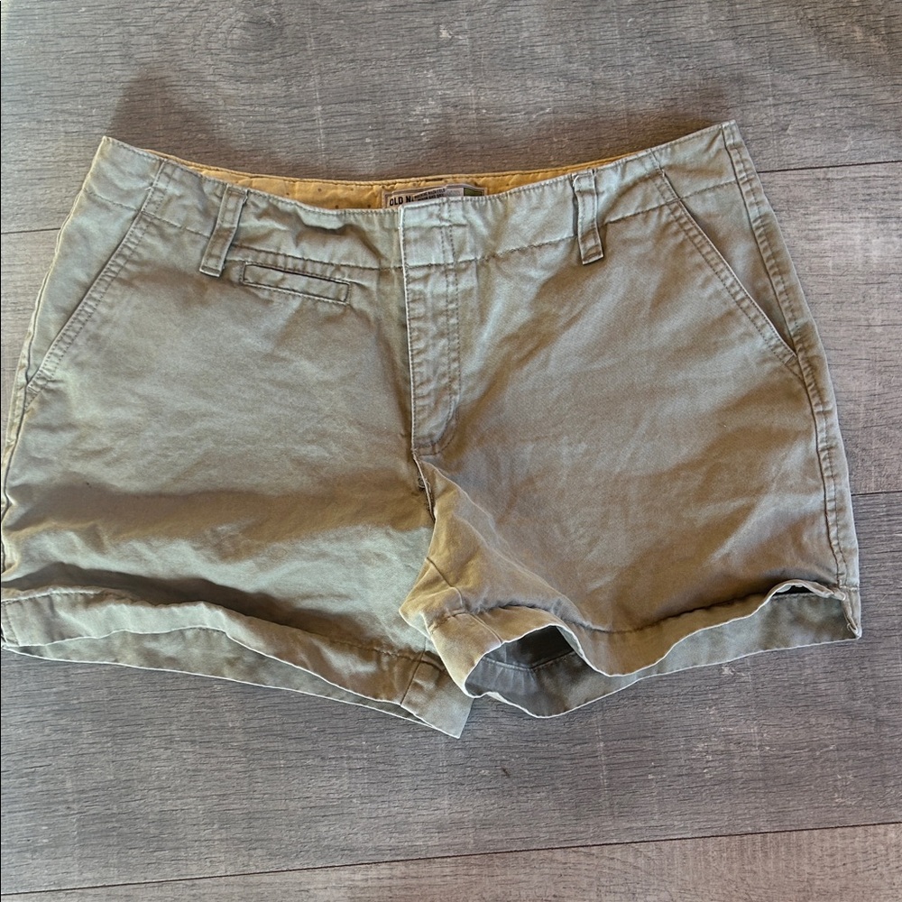 Old Navy Khaki Green Shorts